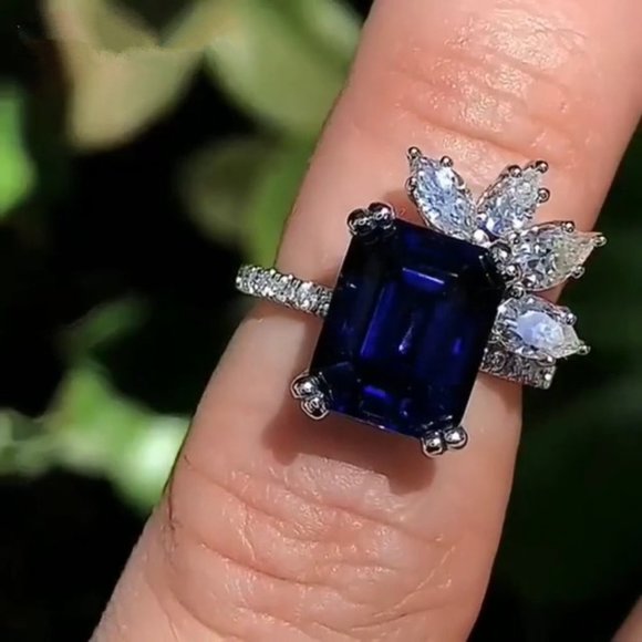 💥 Unique Bright Royal Blue Glossy Goldfish Leaf Shape Ring for Women, PD701 - Picture 2 of 6